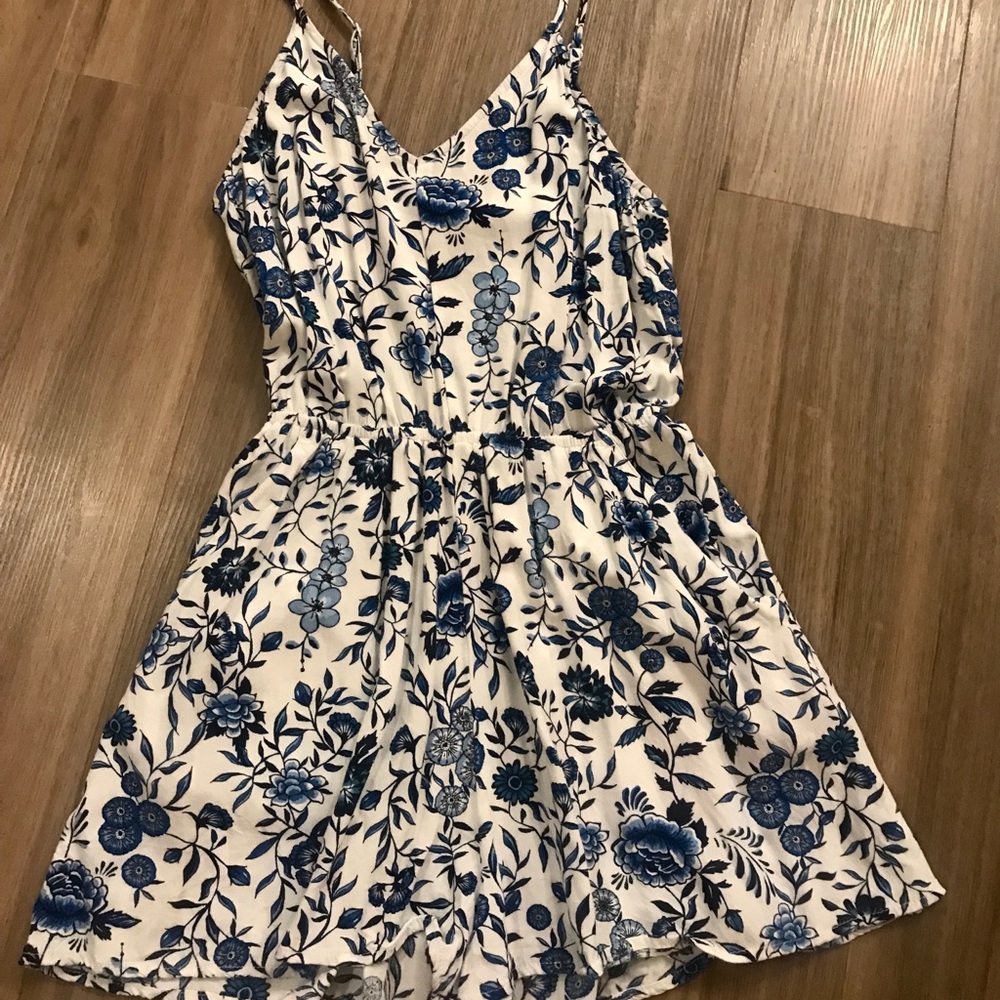 Blue and white floral romper with POCKETS!!!!